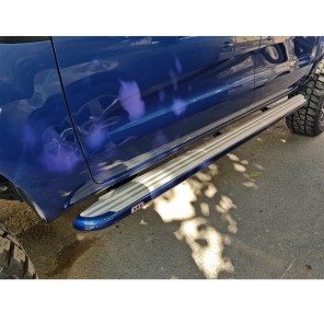 ARB SUMMIT STEP TOYOTA HILUX '15 ON (DC/EC)