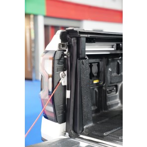 TAILGATE SEAL, Tetningslist for baklem, FORD RANGER '23-